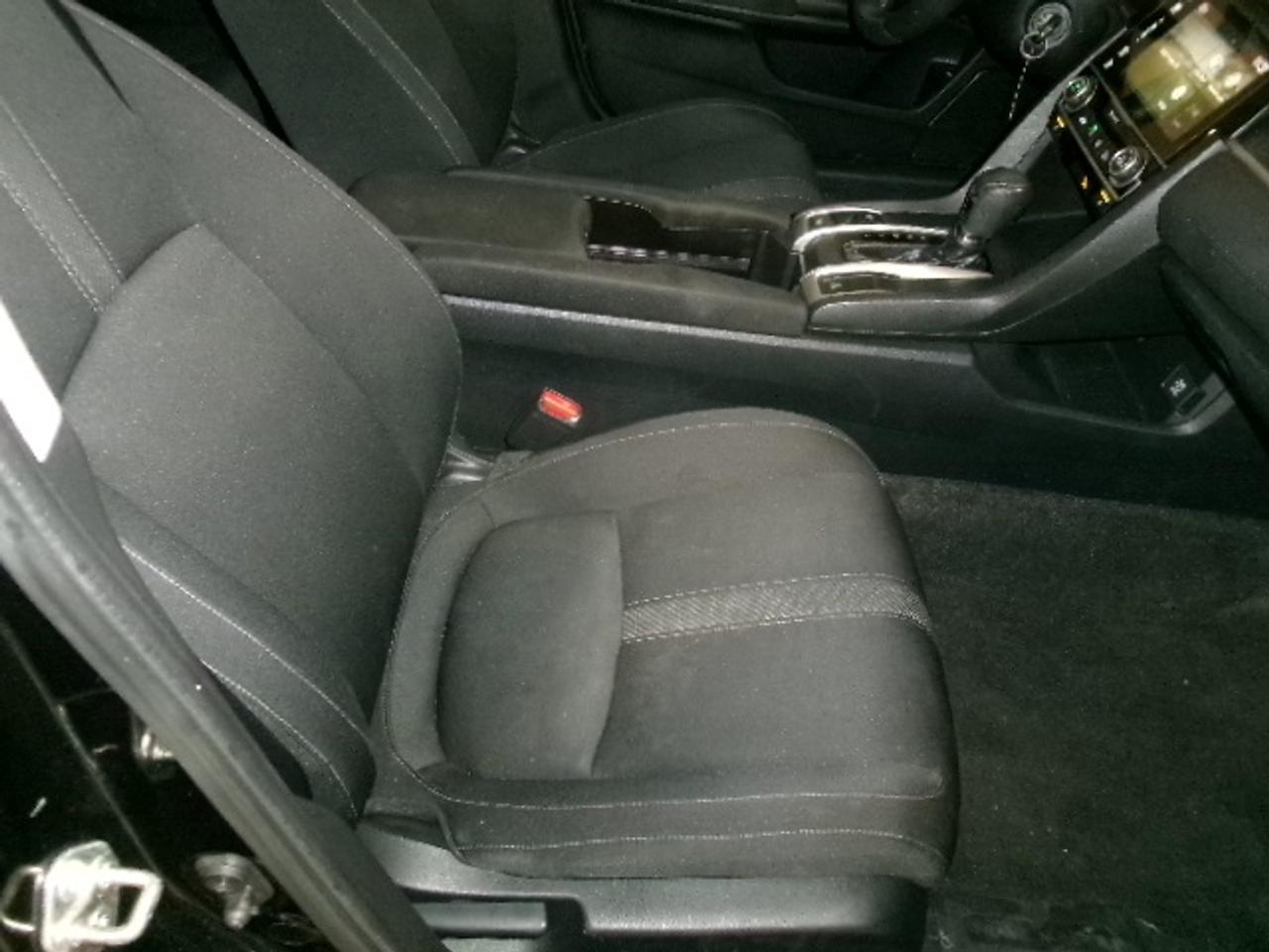 2002 Toyota Camry LE Photo2