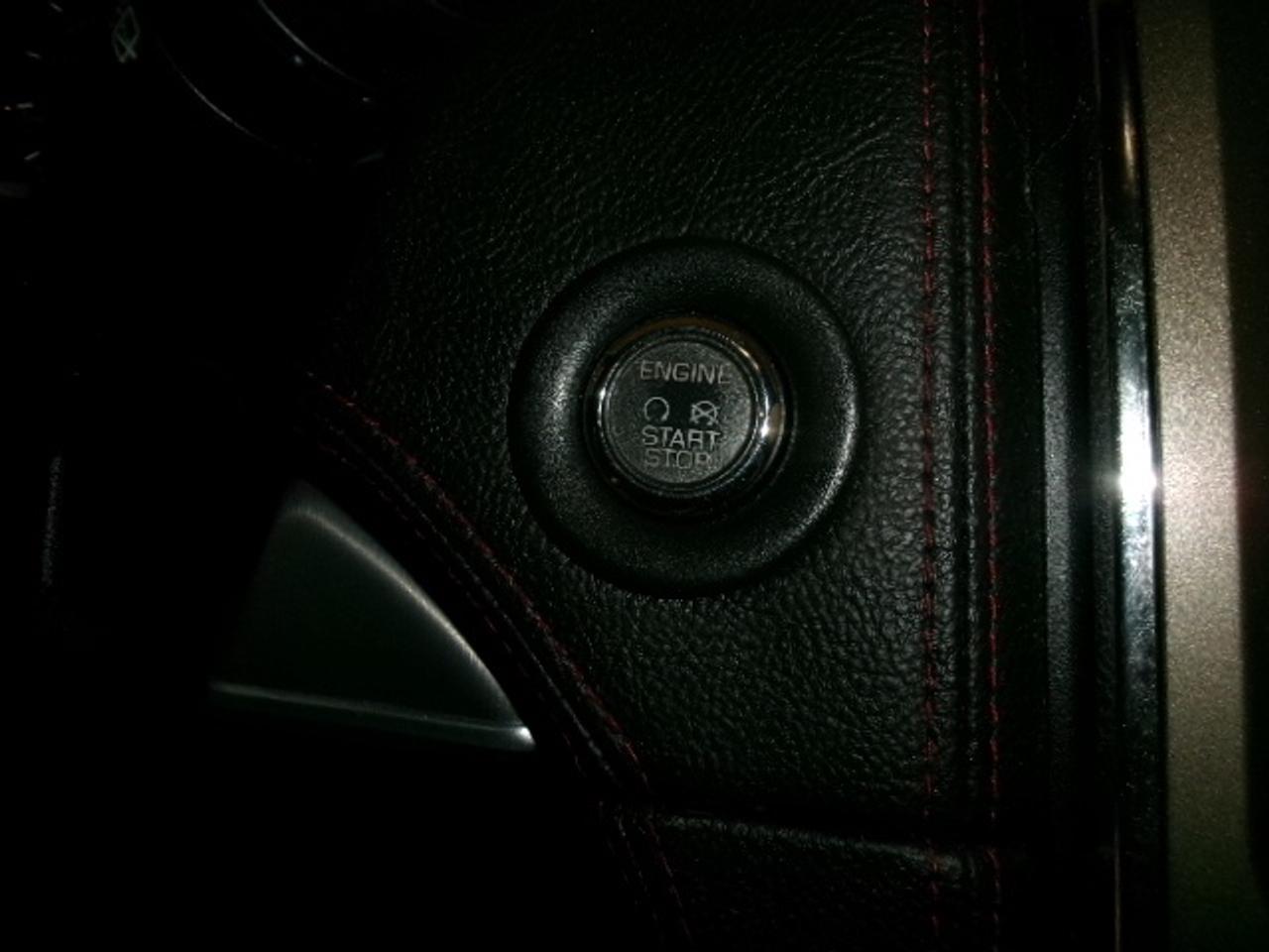 2014 Lincoln MKX Base Photo