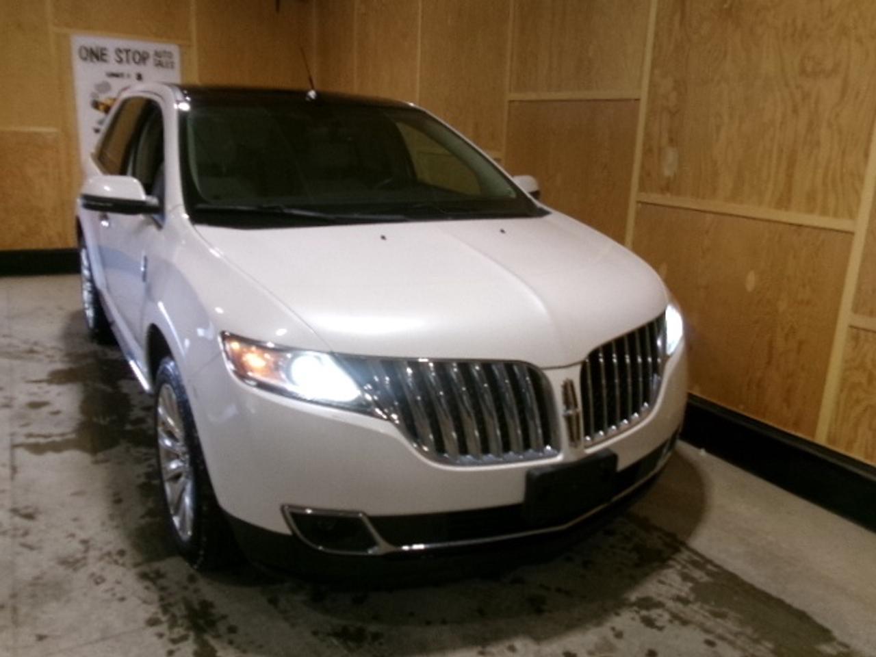 2014 Lincoln MKX Base Photo