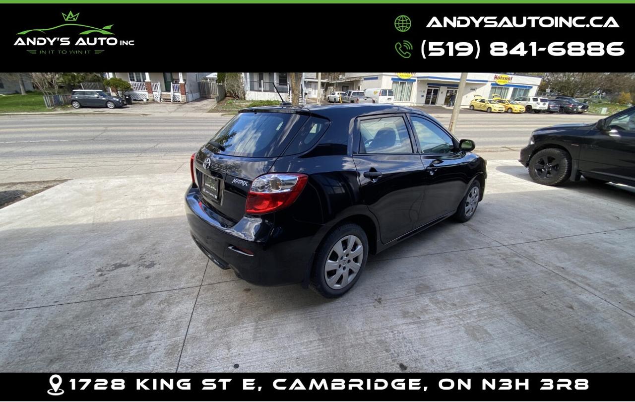 2012 Toyota Matrix AUTO ! LOW KMS ! Photo
