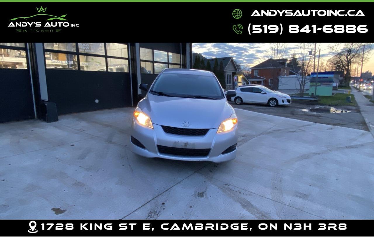 2010 Toyota Matrix AUTO ! LOW KMS ! NO ACCIDENTS Photo