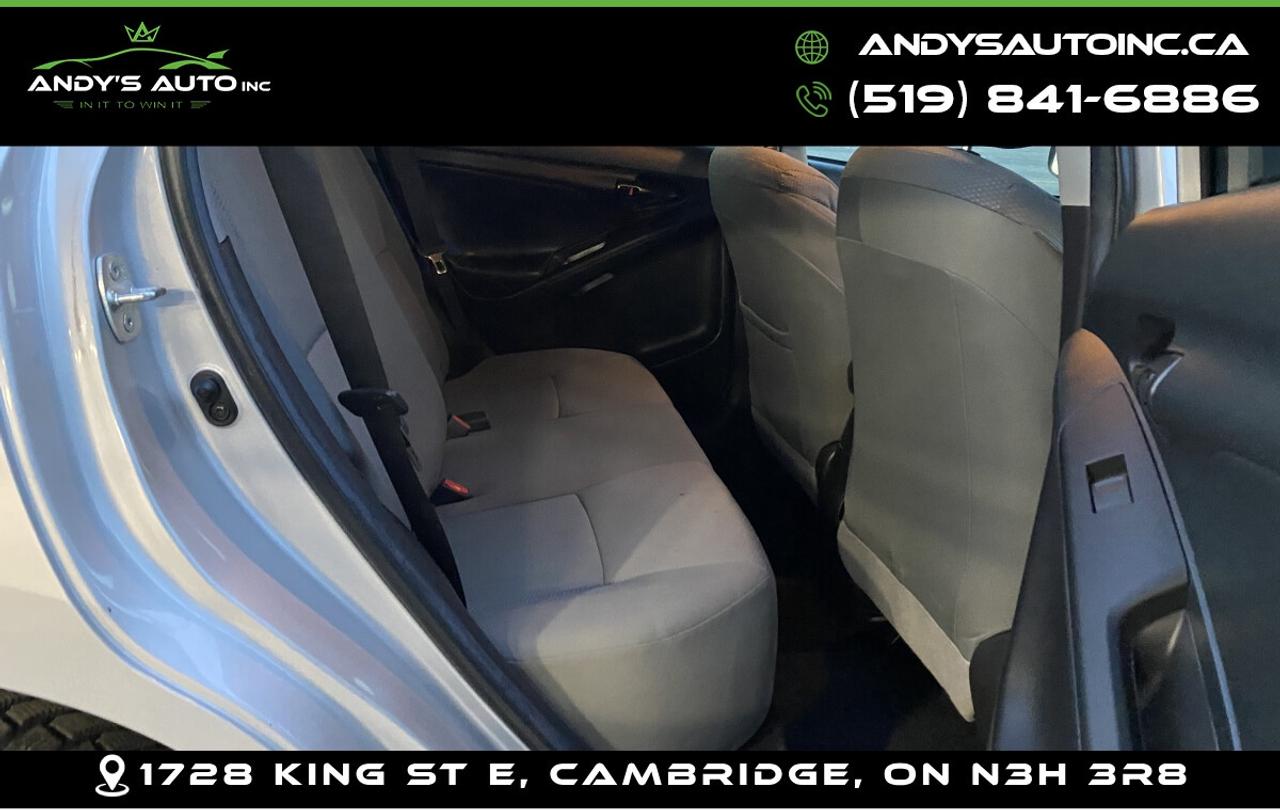 2010 Toyota Matrix AUTO ! LOW KMS ! NO ACCIDENTS Photo