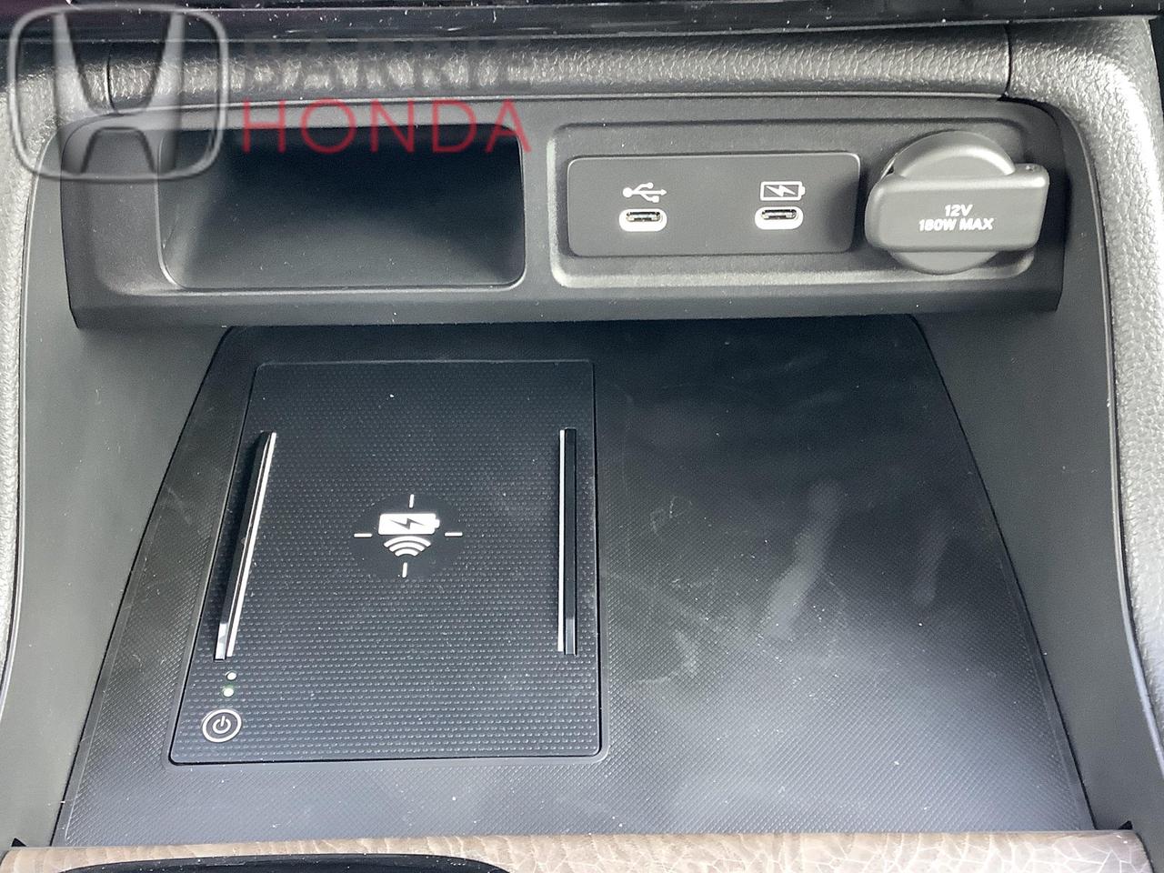 2026 Honda Pilot Touring 4dr All-Wheel Drive Photo