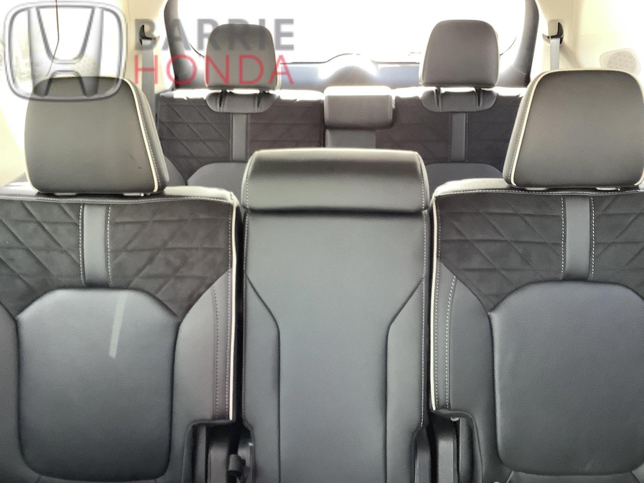 2026 Honda Pilot Touring 4dr All-Wheel Drive Photo