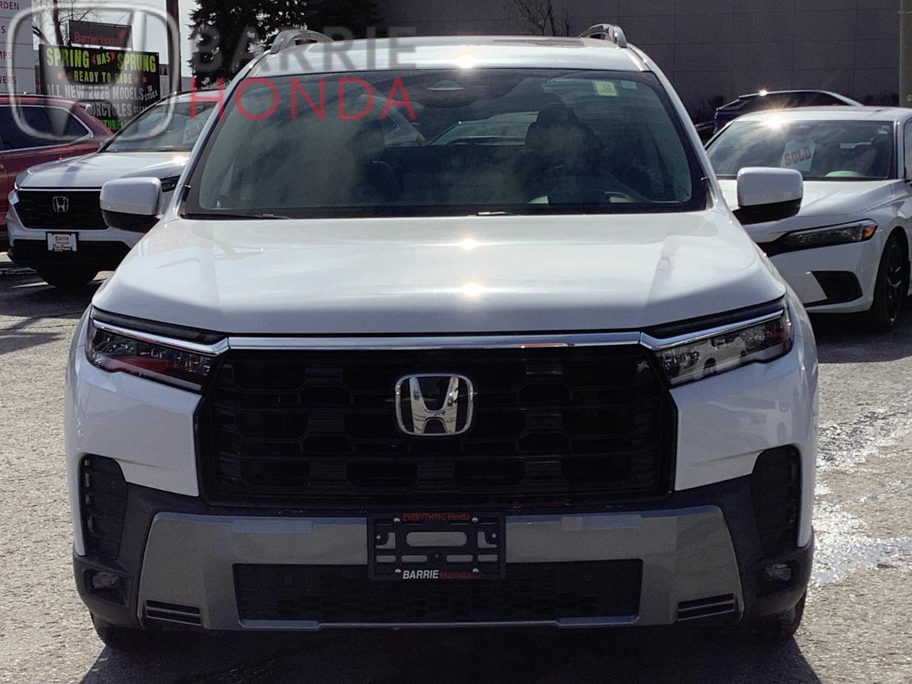 2026 Honda Pilot Touring 4dr All-Wheel Drive Photo