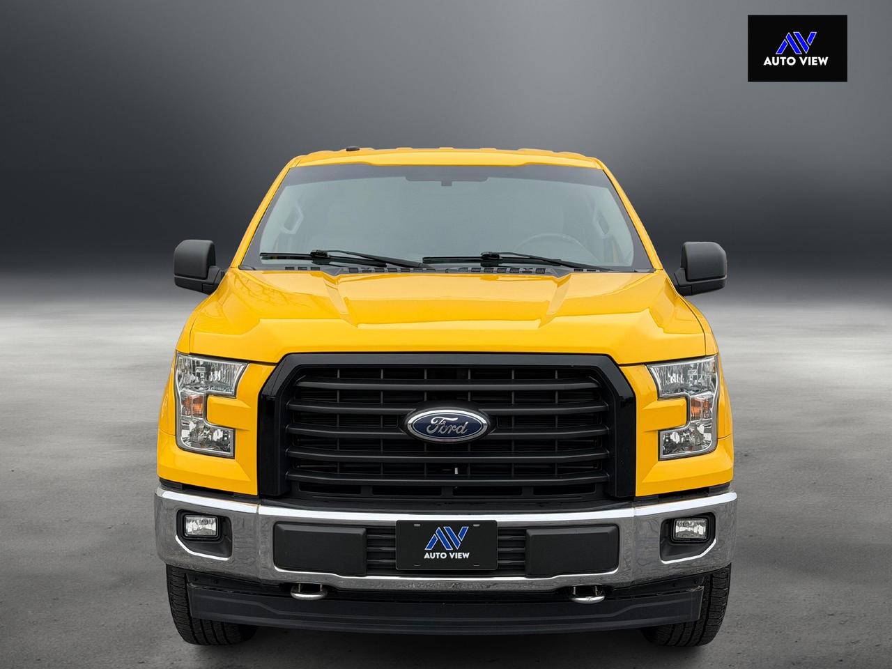 2017 Ford F-150 XLT **FULL CAP W/ SLIDE OUT BED** Photo