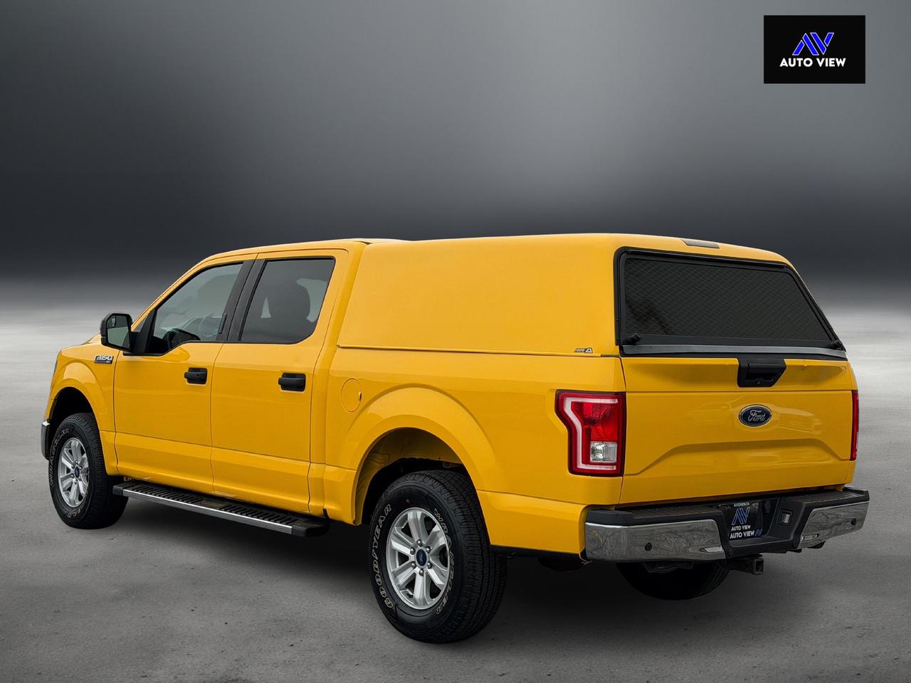 2017 Ford F-150 XLT **FULL CAP W/ SLIDE OUT BED** Photo