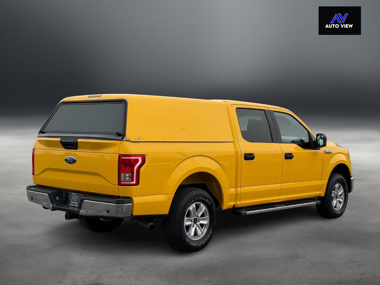 2017 Ford F-150 XLT **FULL CAP W/ SLIDE OUT BED** Photo