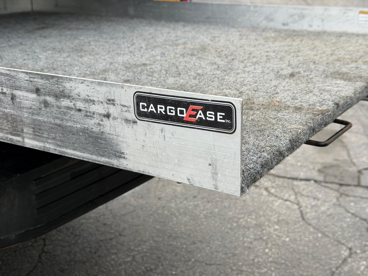 2017 Ford F-150 XLT **FULL CAP W/ SLIDE OUT BED** Photo