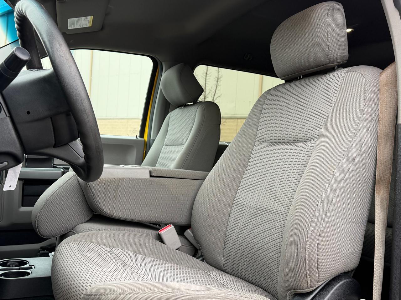 2017 Ford F-150 XLT **FULL CAP W/ SLIDE OUT BED** Photo