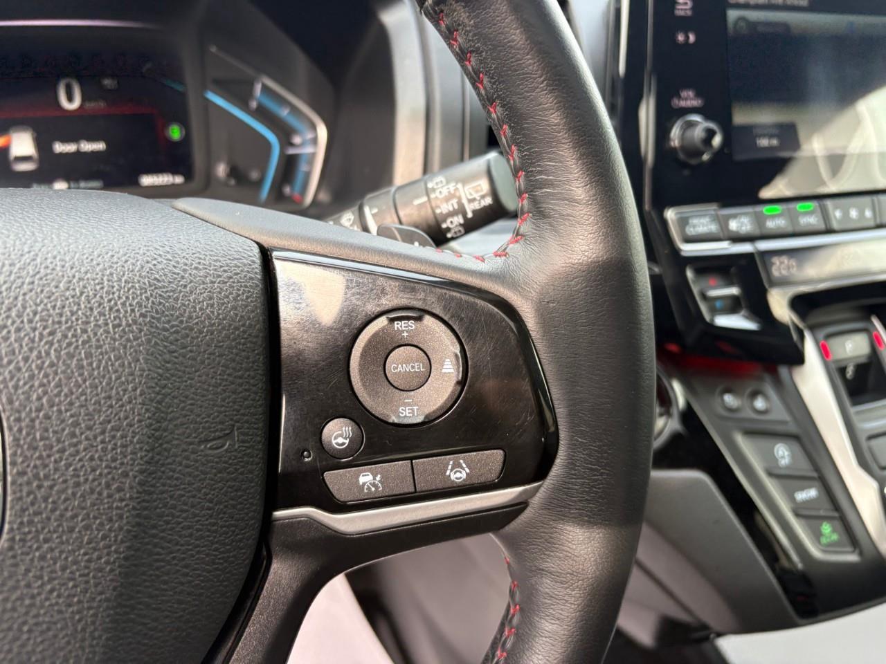 2023 Honda Odyssey Black Edition Passenger Van Photo