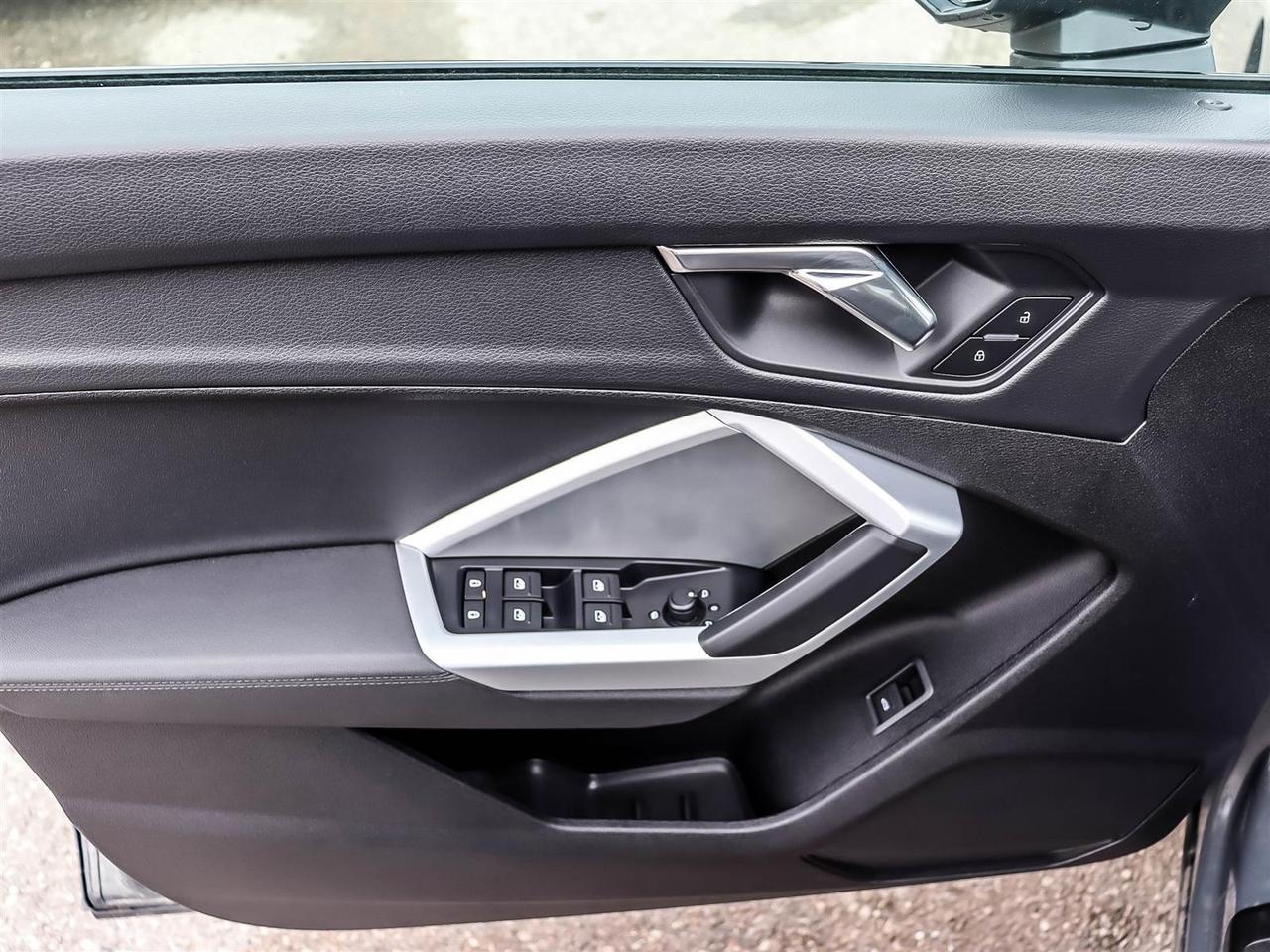 2025 Audi Q3 BASE Photo