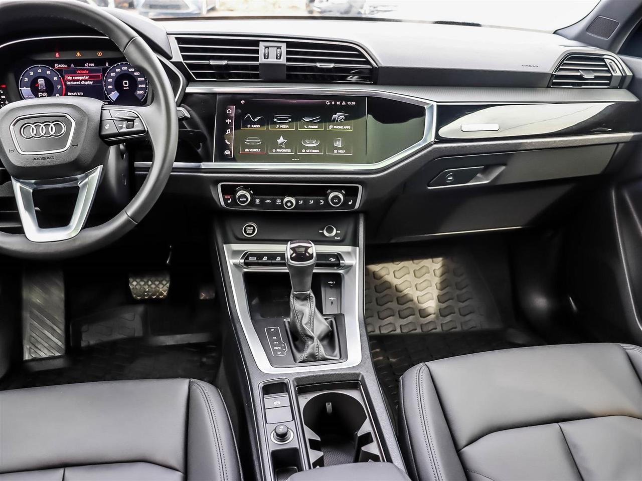 2025 Audi Q3 BASE Photo