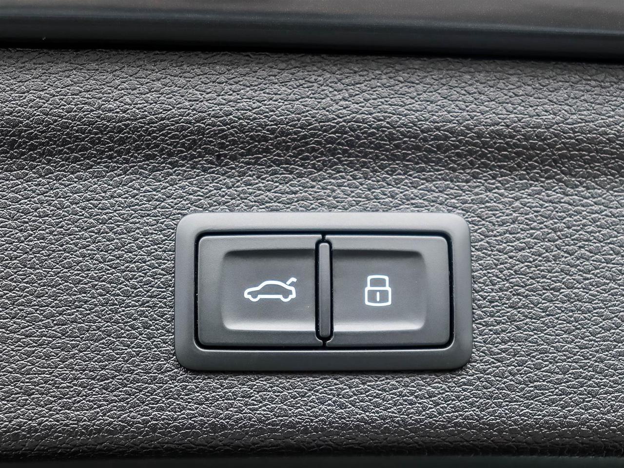 2025 Audi Q3 BASE Photo