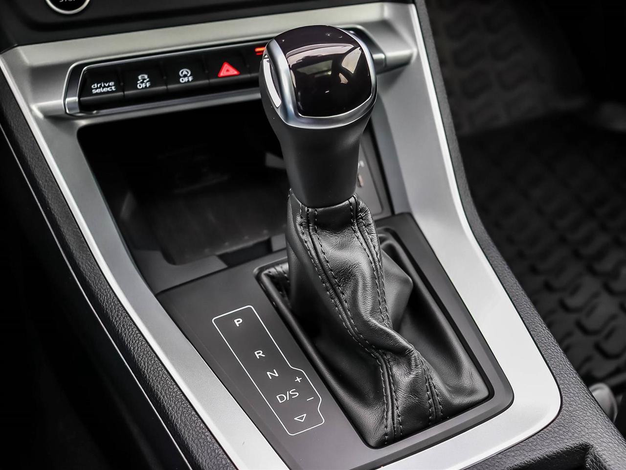 2025 Audi Q3 BASE Photo