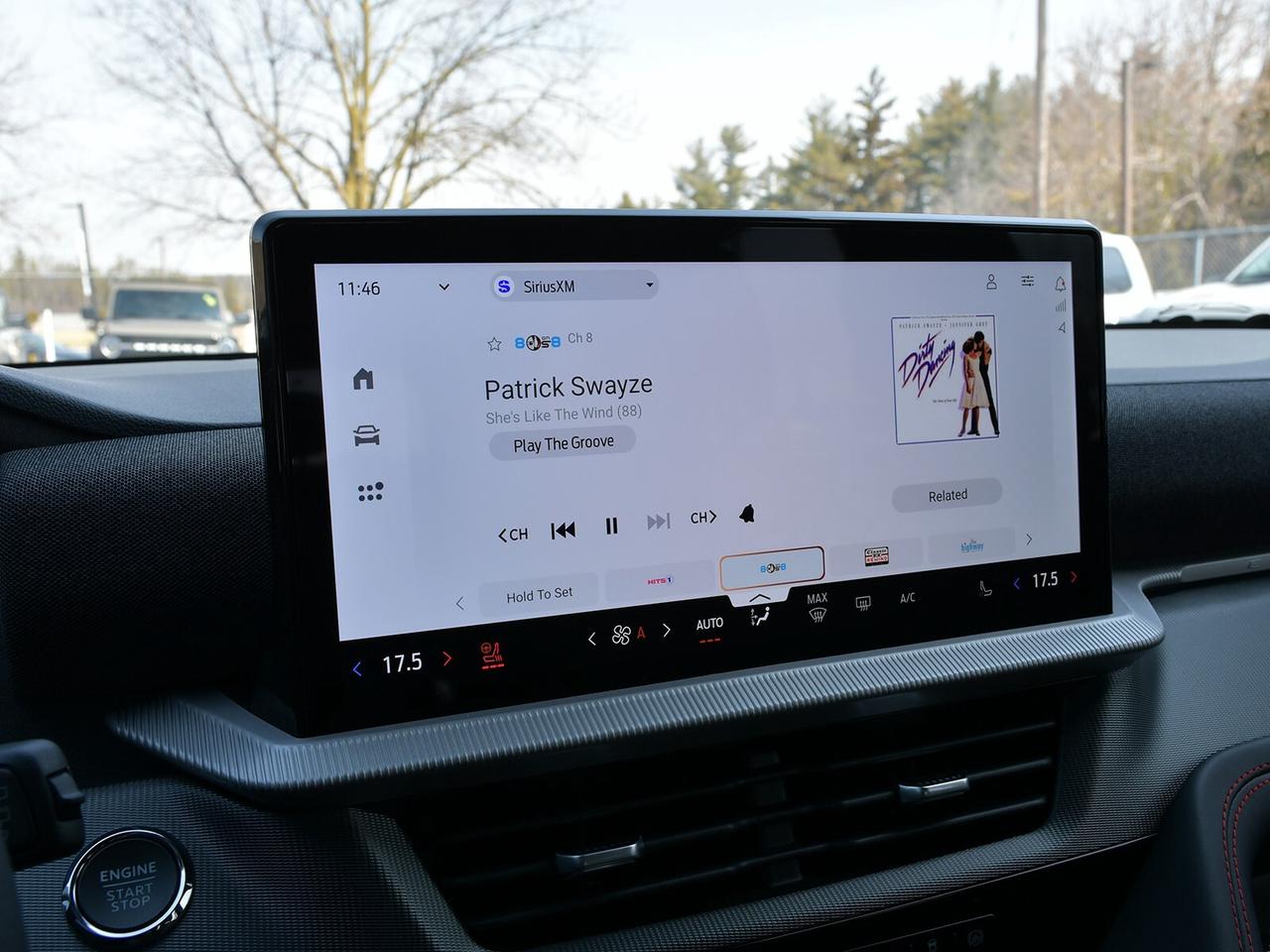 2026 Ford Explorer ST-Line 4WD Photo