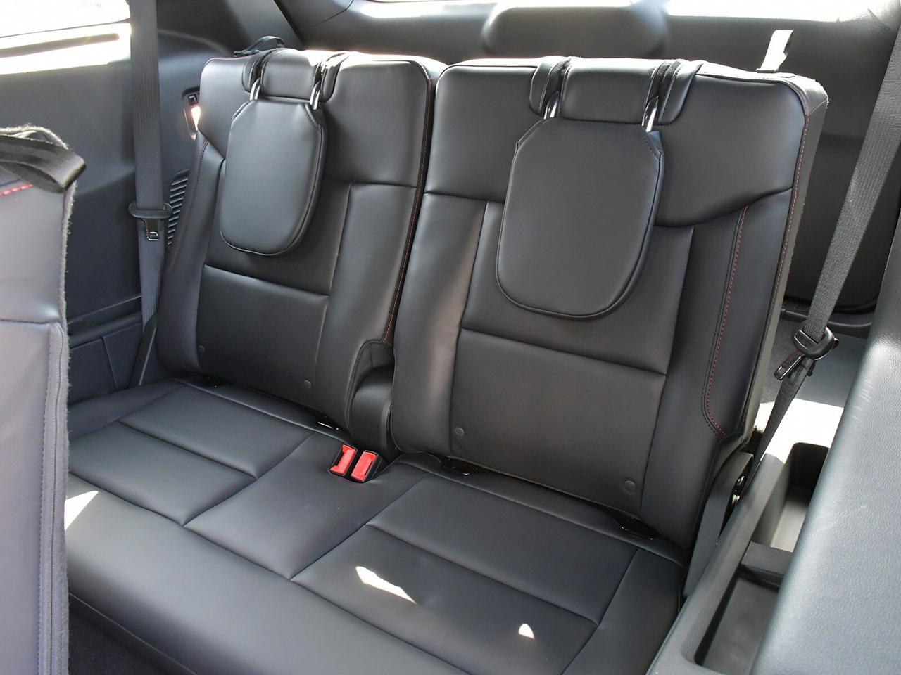 2026 Ford Explorer ST-Line 4WD Photo