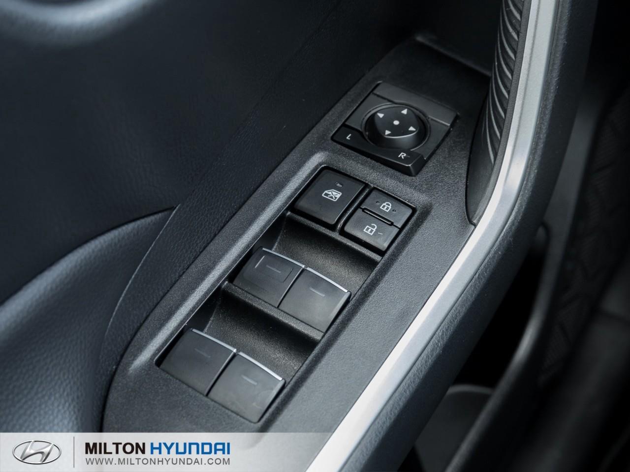 2025 Toyota RAV4 Hybrid XLE 4dr All-Wheel Drive Photo
