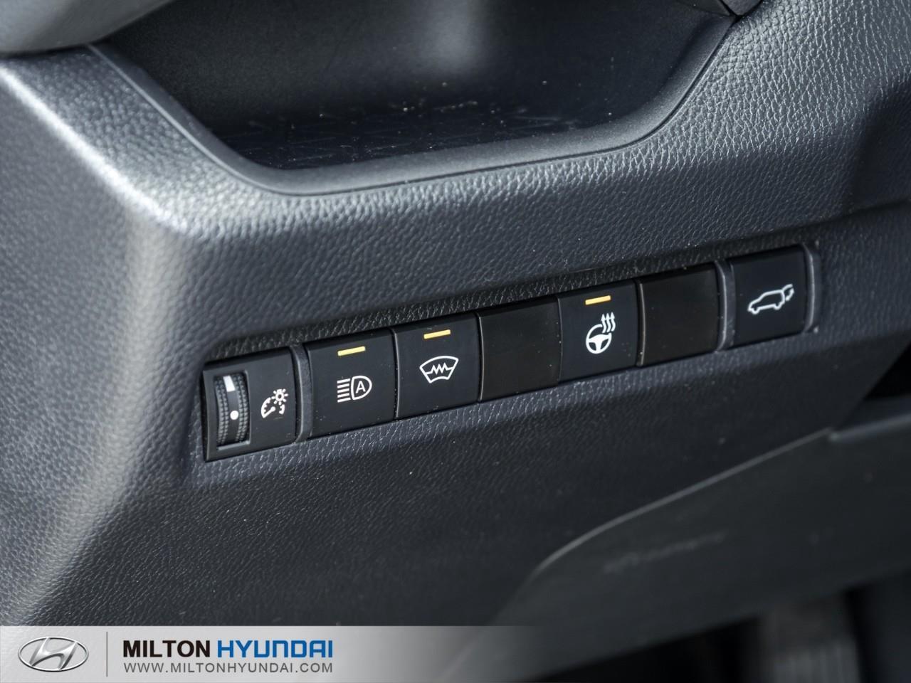 2025 Toyota RAV4 Hybrid XLE 4dr All-Wheel Drive Photo