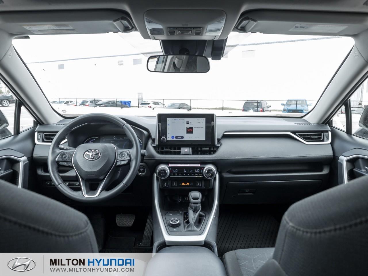 2025 Toyota RAV4 Hybrid XLE 4dr All-Wheel Drive Photo