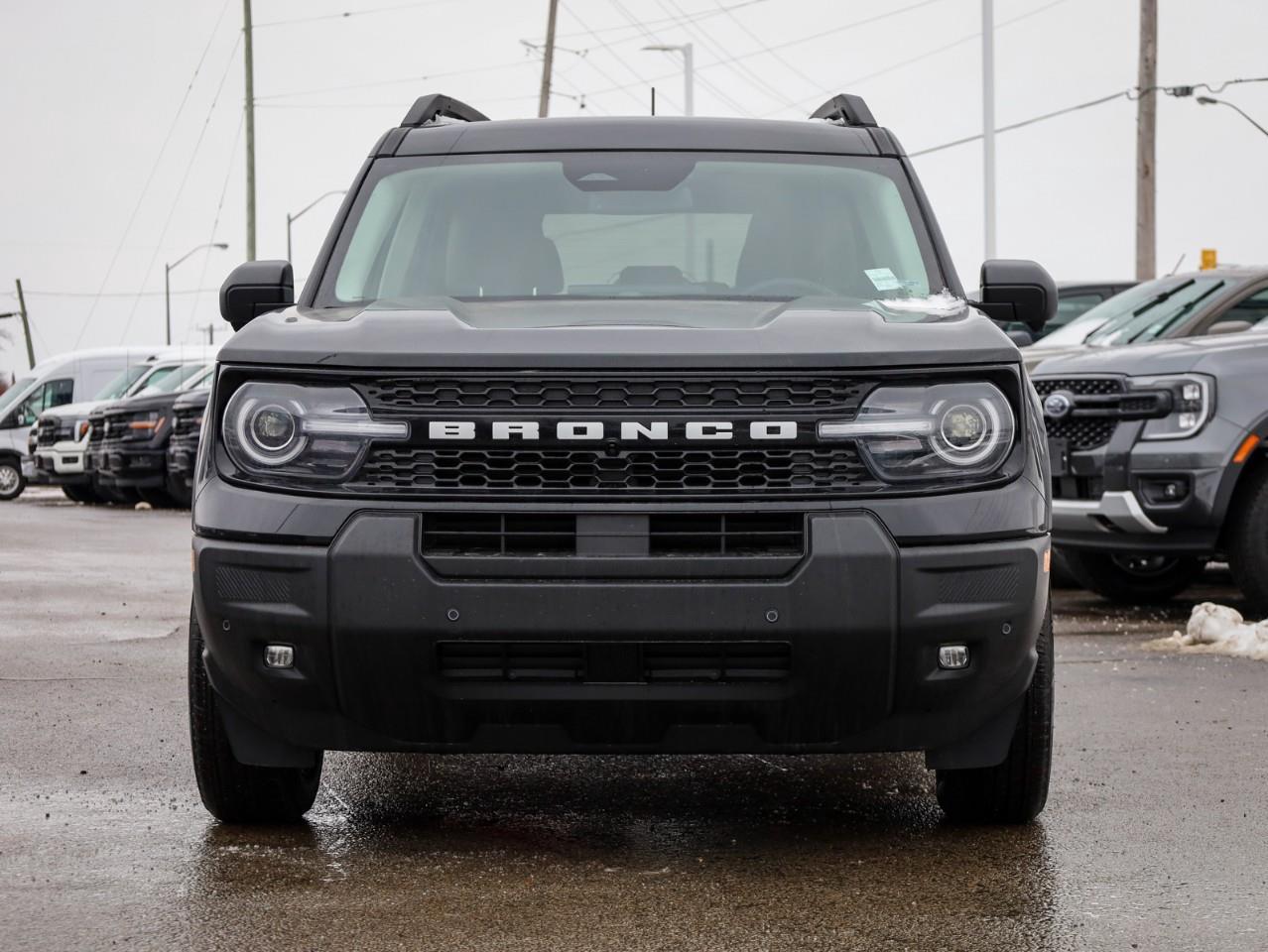 2025 Ford Bronco Sport Outer Banks 4dr 4x4 Photo1