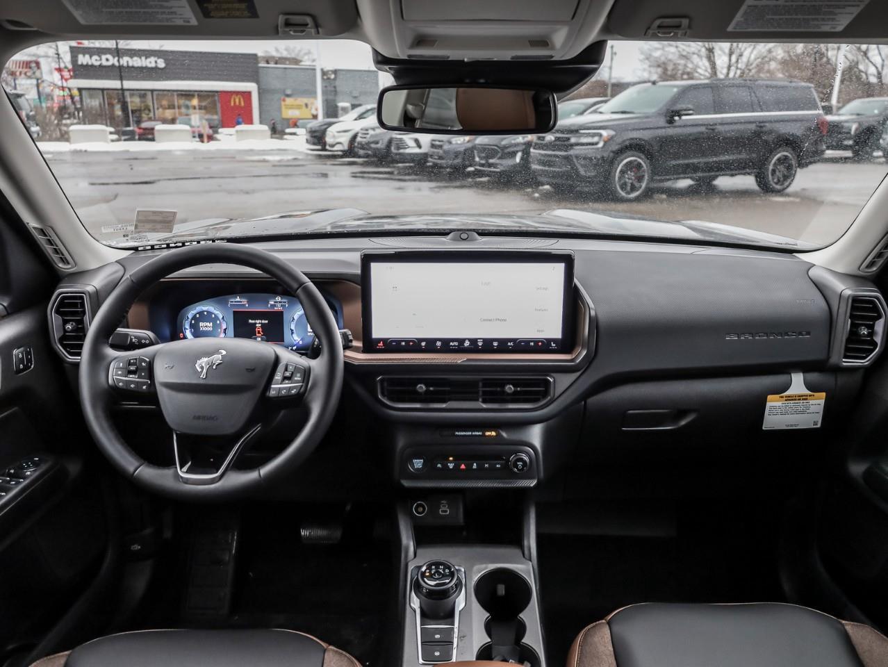 2025 Ford Bronco Sport Outer Banks 4dr 4x4 Photo