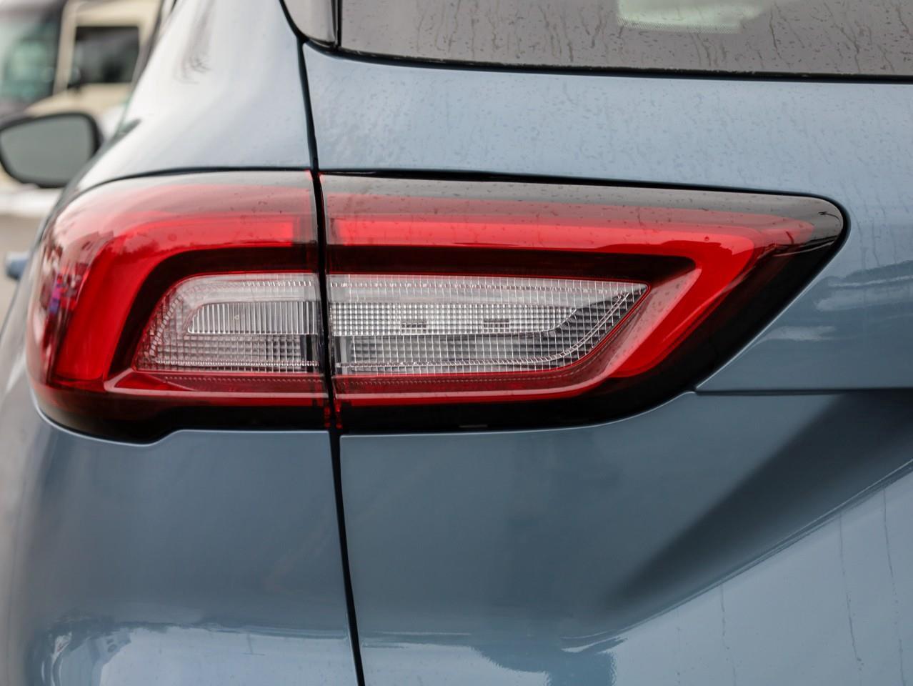 2026 Ford Escape PHEV 4dr Front-Wheel Drive Photo