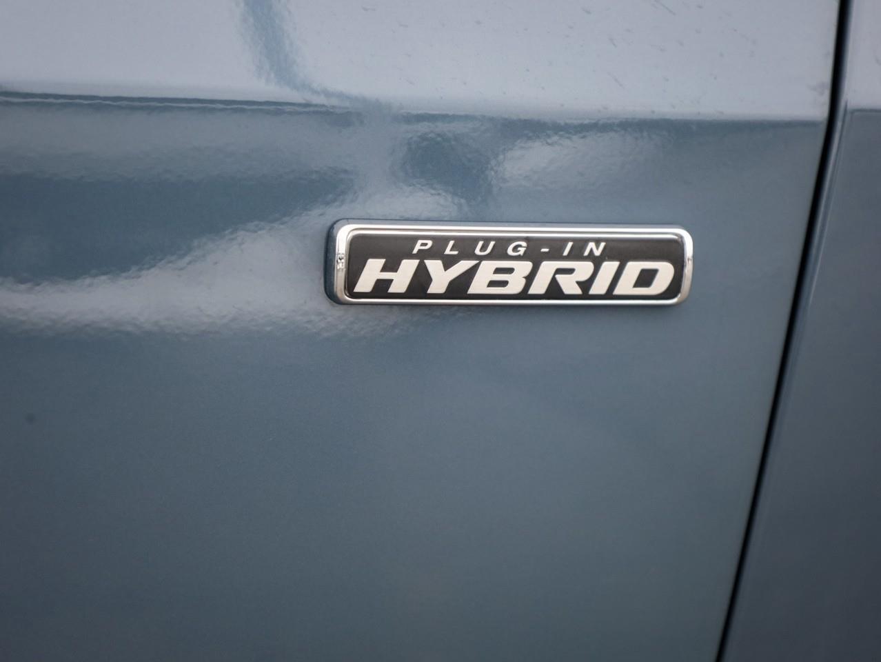 2026 Ford Escape PHEV 4dr Front-Wheel Drive Photo