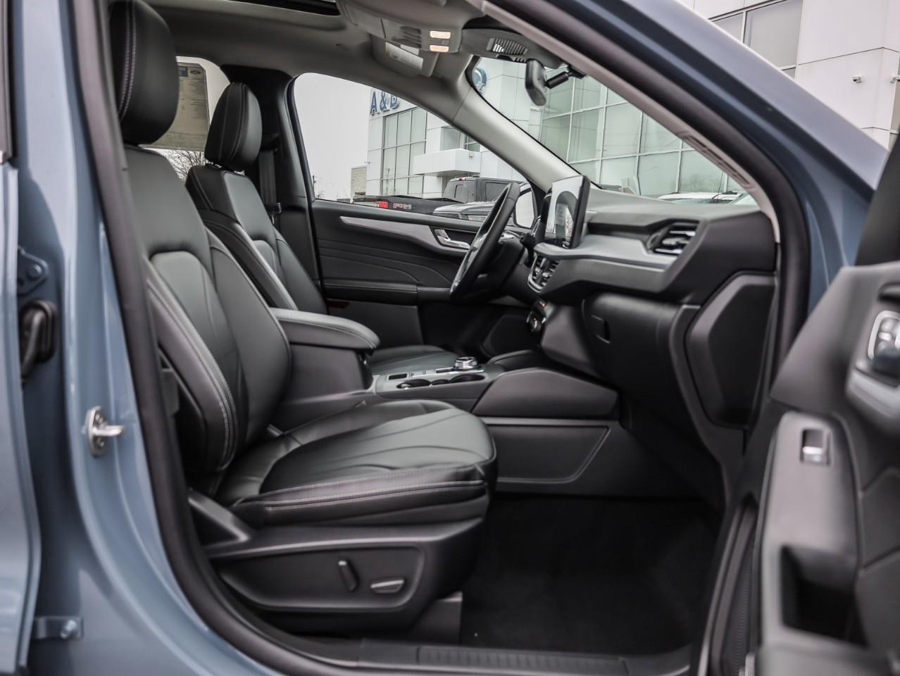 2026 Ford Escape PHEV 4dr Front-Wheel Drive Photo