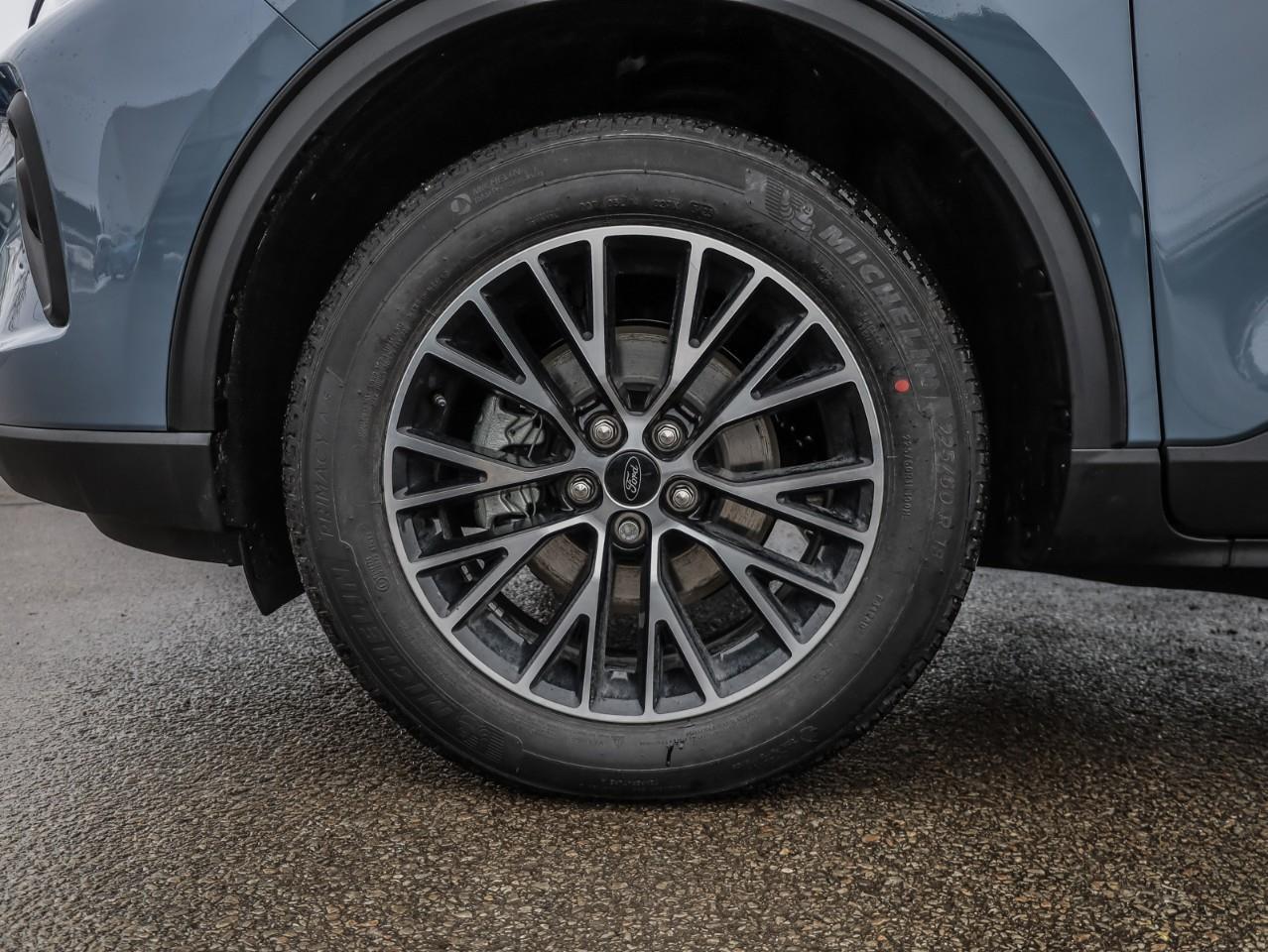 2026 Ford Escape PHEV 4dr Front-Wheel Drive Photo