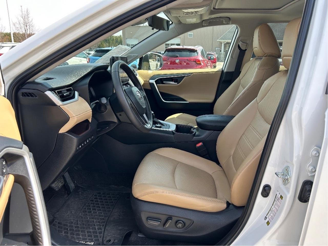 2024 Toyota RAV4 Limited AWD   Sunroof  Leather Heated/Cooled Seats Photo