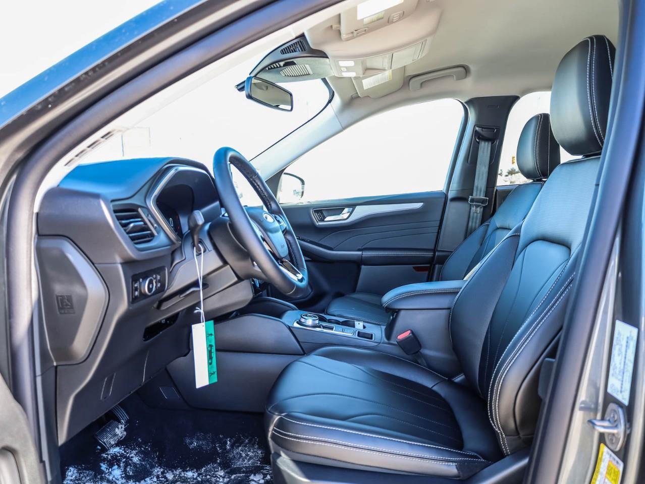 2026 Ford Escape PHEV 4dr Front-Wheel Drive Photo