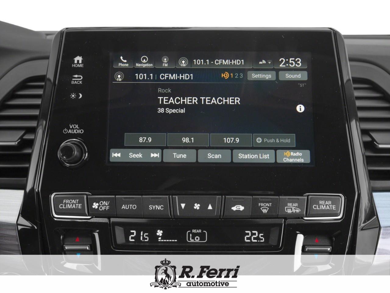 2022 Honda Odyssey Touring Passenger Van Photo