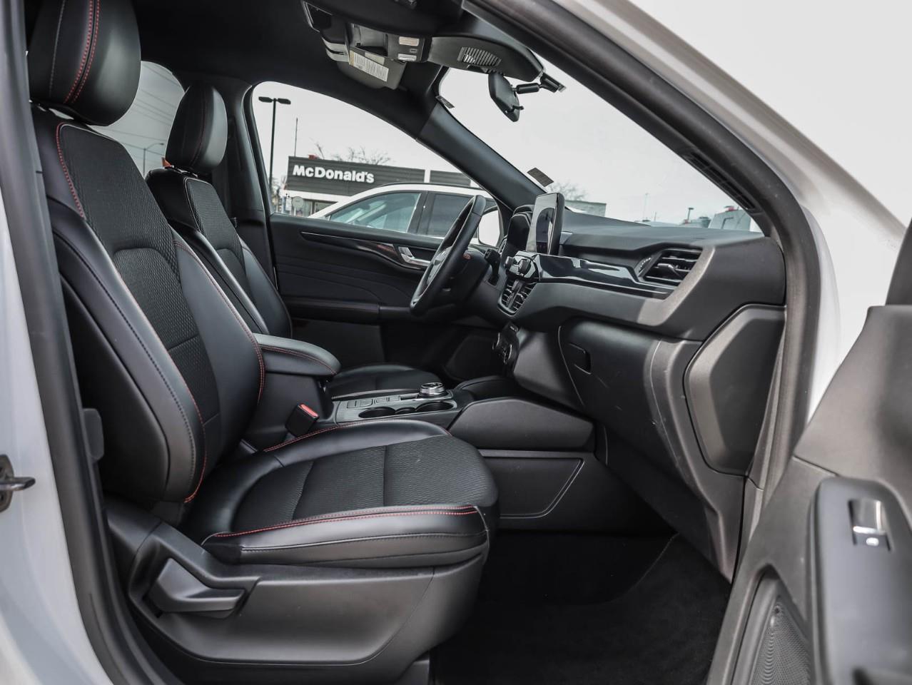 2023 Ford Escape ST-Line 4dr All-Wheel Drive Photo