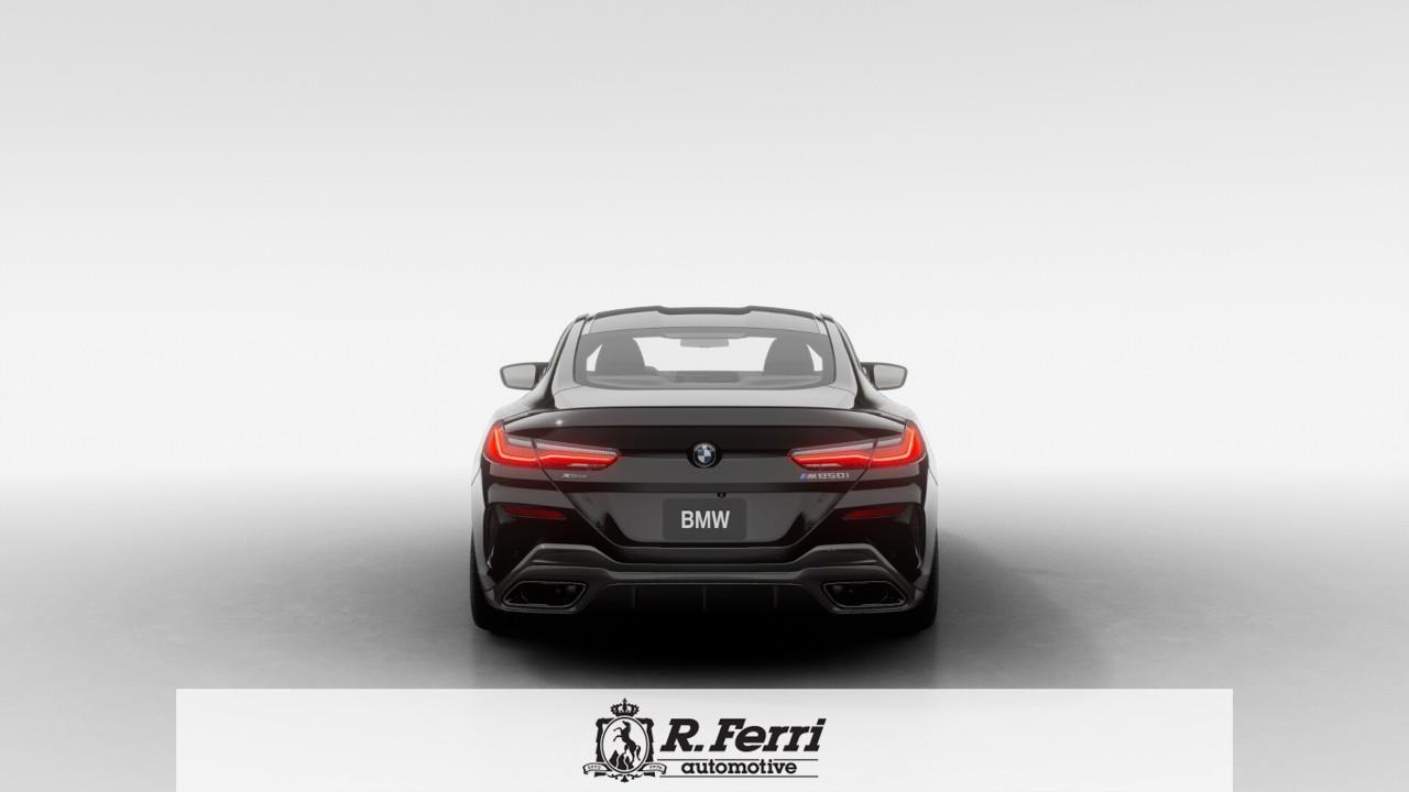 2026 BMW M850 i xDrive 2dr All-Wheel Drive Coupe Photo4