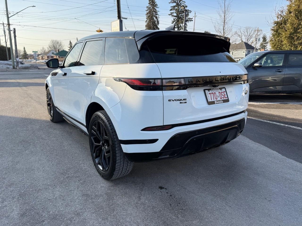 2023 Land Rover Range Rover Evoque R-Dynamic HST AWD Photo2
