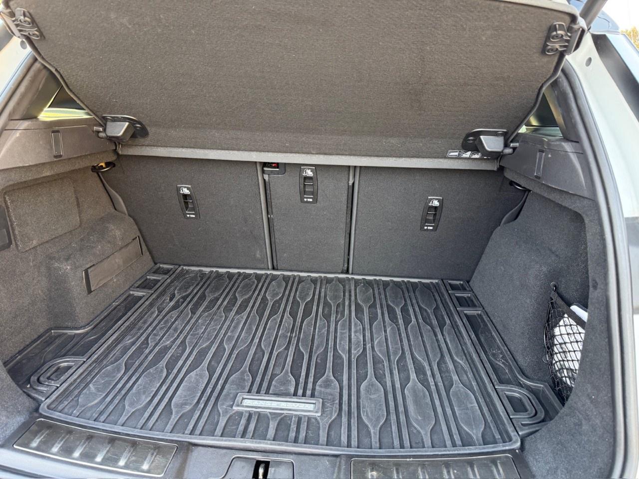 2023 Land Rover Range Rover Evoque R-Dynamic HST AWD Photo