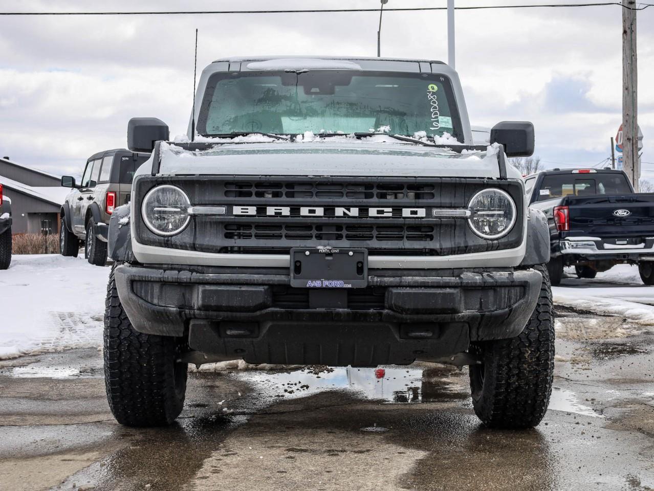 2026 Ford Bronco Base 4dr 4x4 Photo