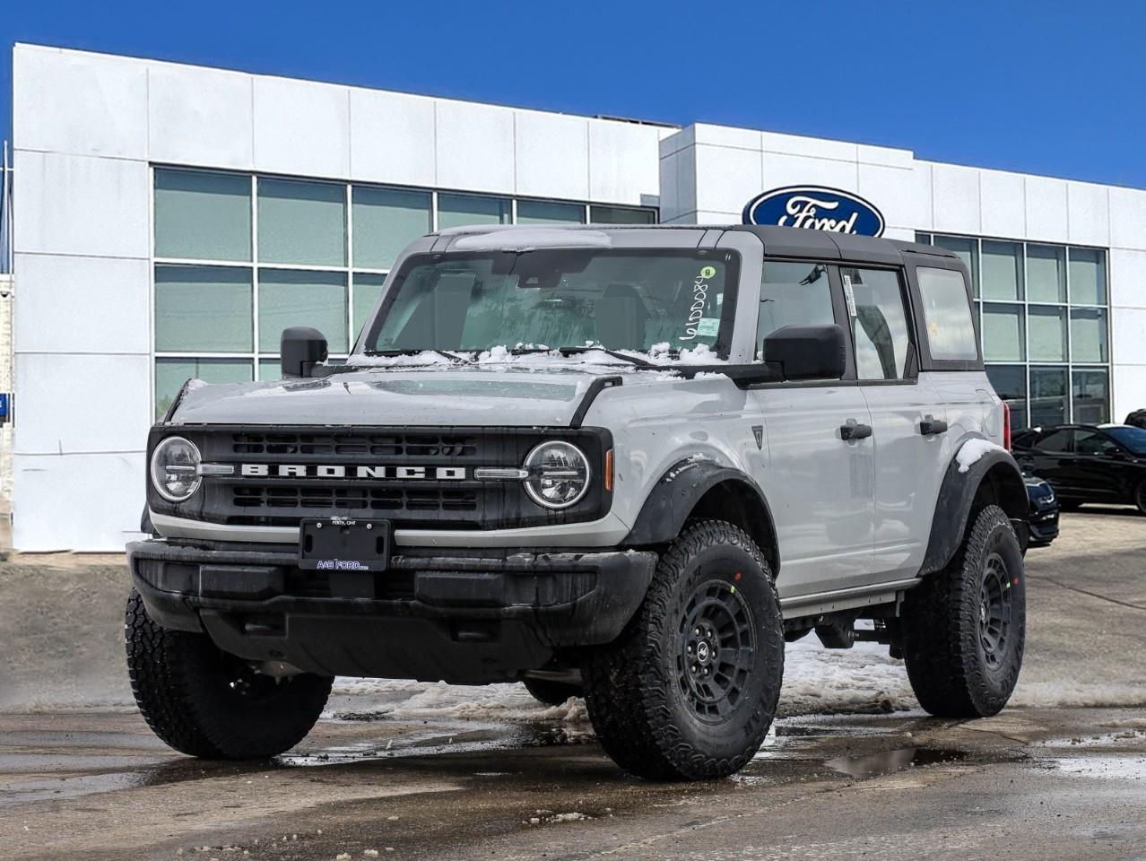 2026 Ford Bronco Base 4dr 4x4 Photo