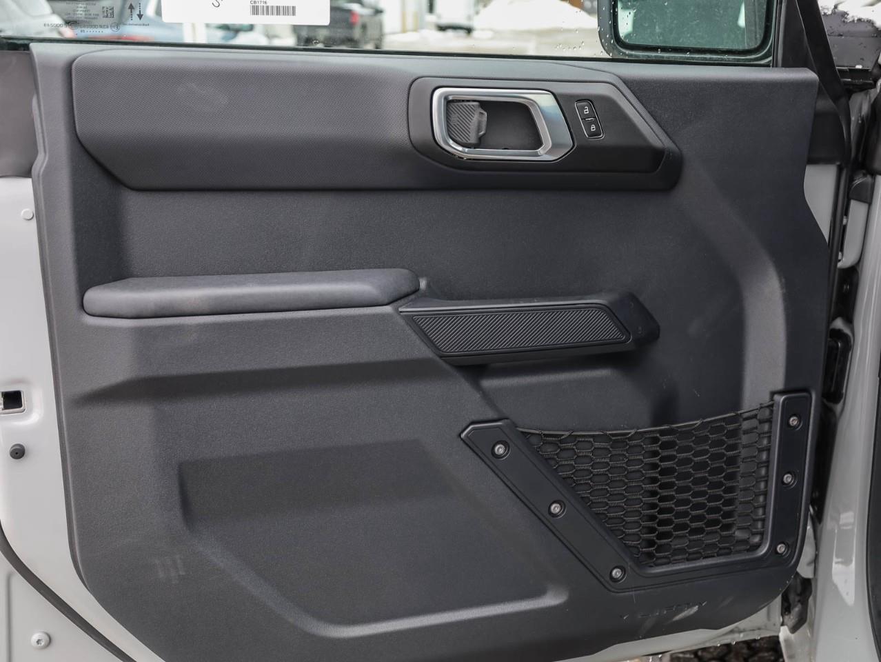 2026 Ford Bronco Base 4dr 4x4 Photo
