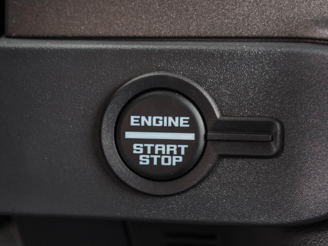 2026 Ford Bronco Base 4dr 4x4 Photo