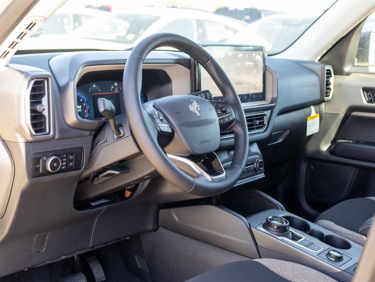 2025 Ford Bronco Sport Big Bend 4dr 4x4 Photo