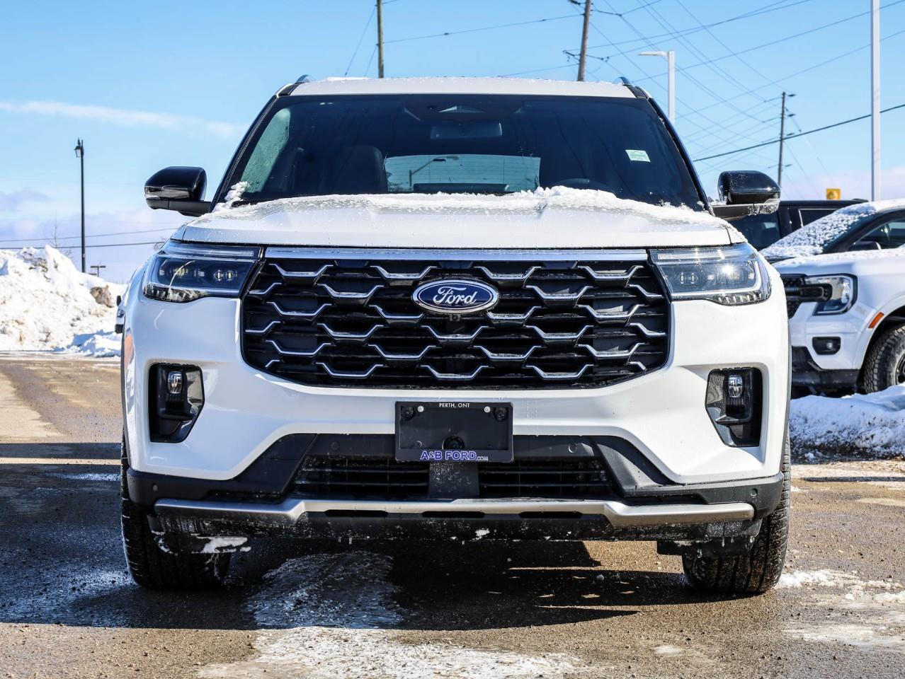 2026 Ford Explorer Platinum 4dr 4x4 Photo