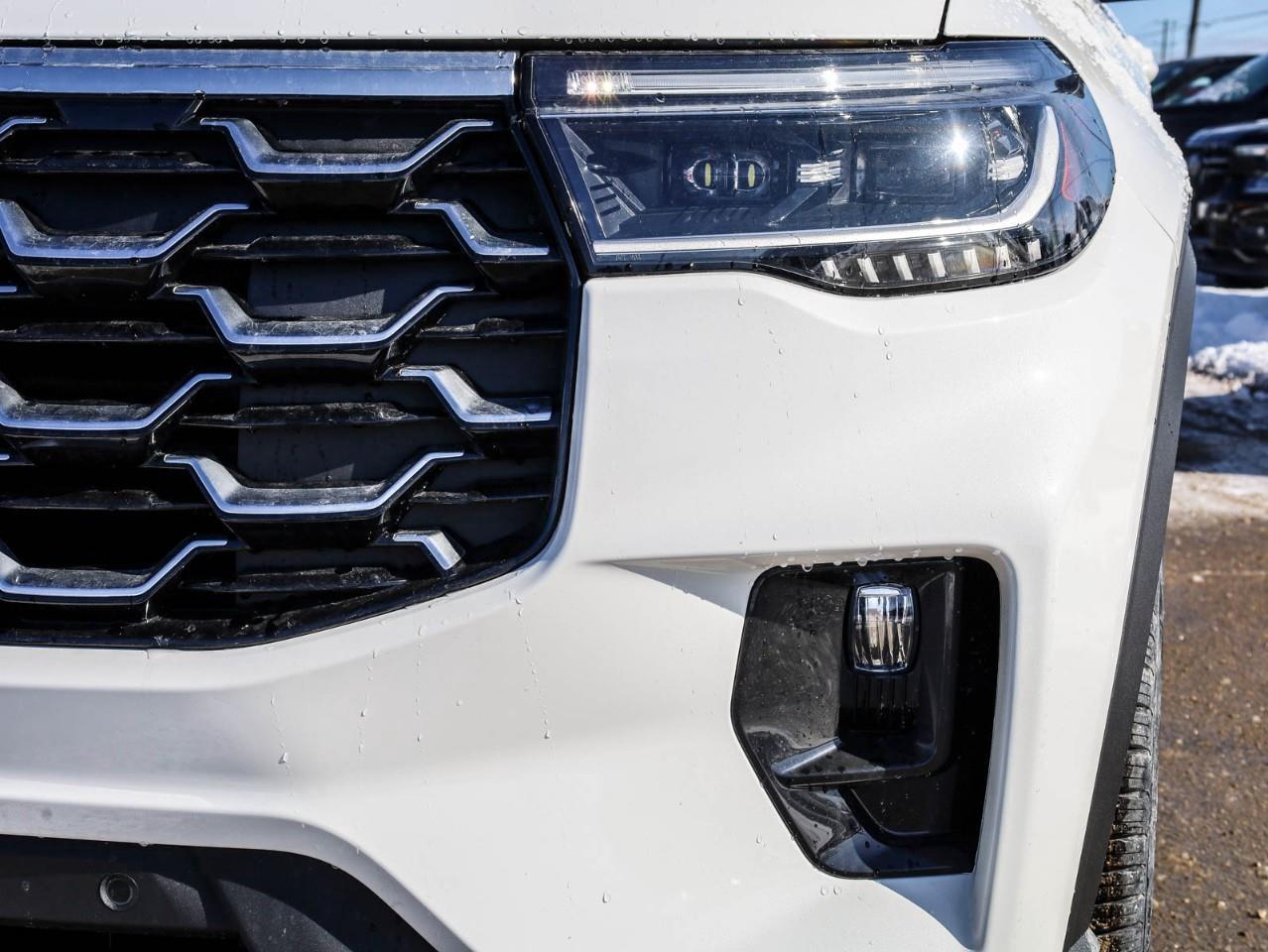 2026 Ford Explorer Platinum 4dr 4x4 Photo