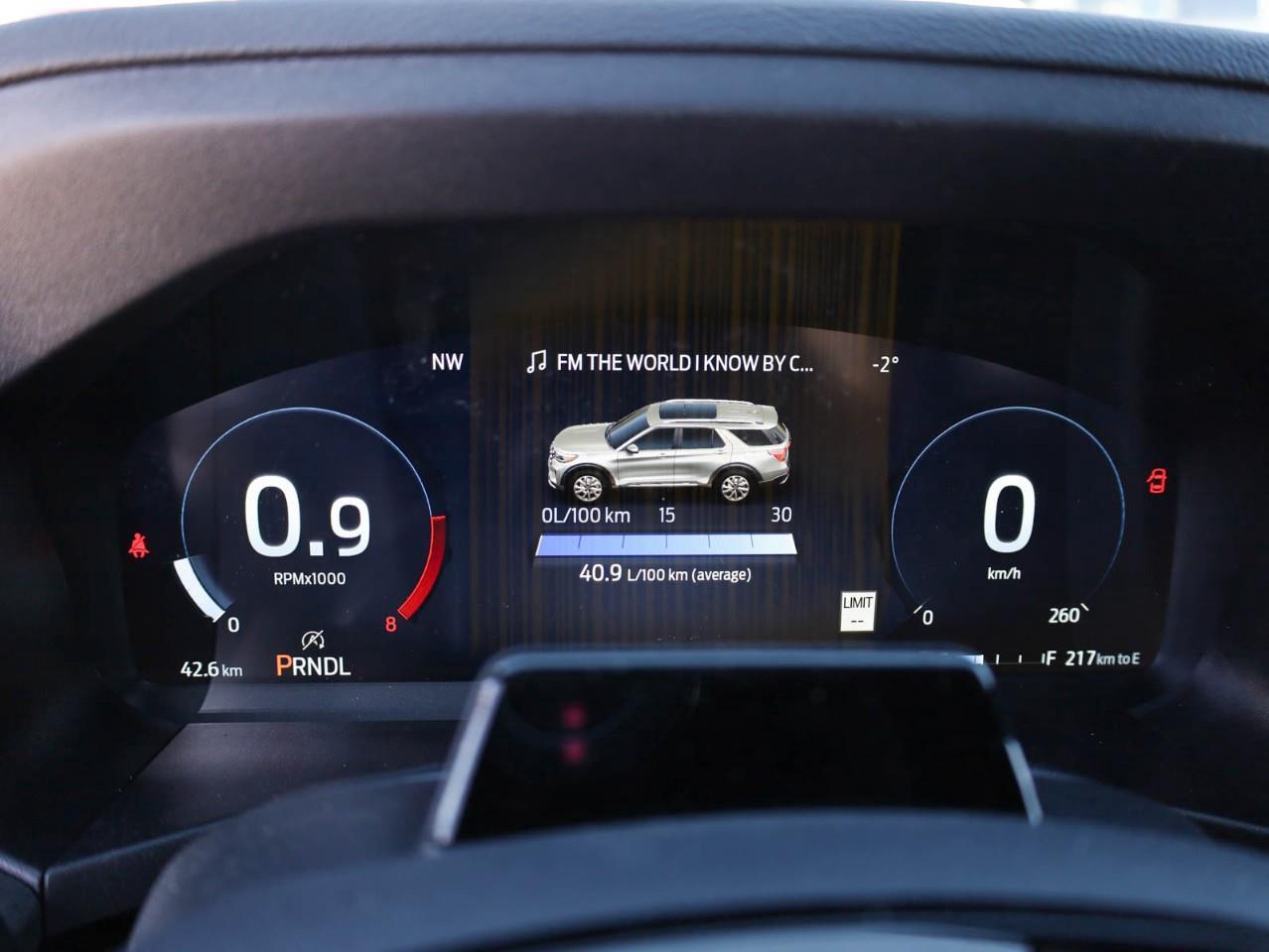 2026 Ford Explorer Platinum 4dr 4x4 Photo