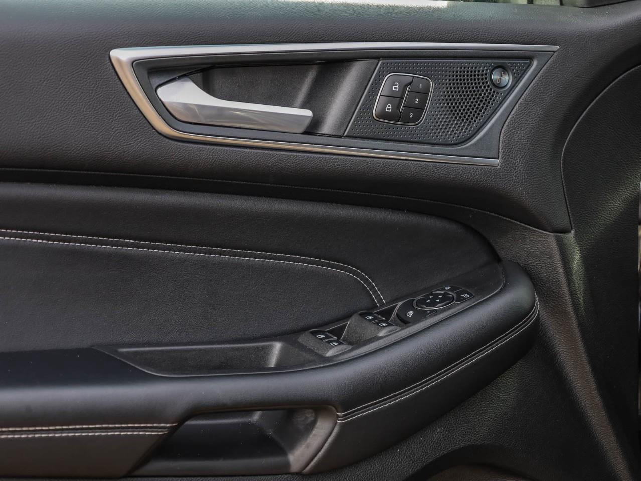 2024 Ford Edge TITANIUM 4DR ALL-WHEEL DRIVE Photo