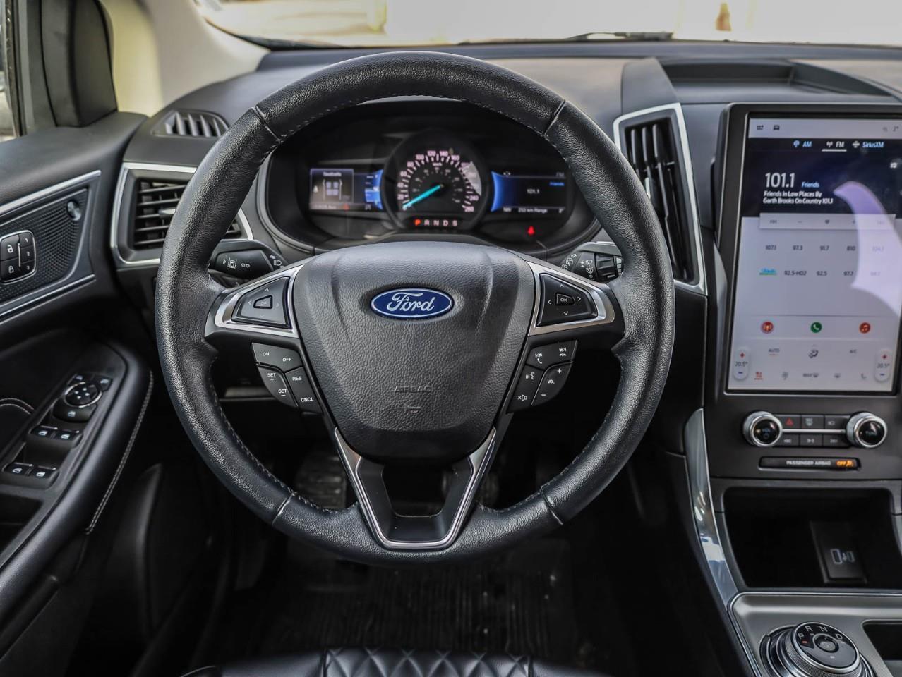 2024 Ford Edge TITANIUM 4DR ALL-WHEEL DRIVE Photo