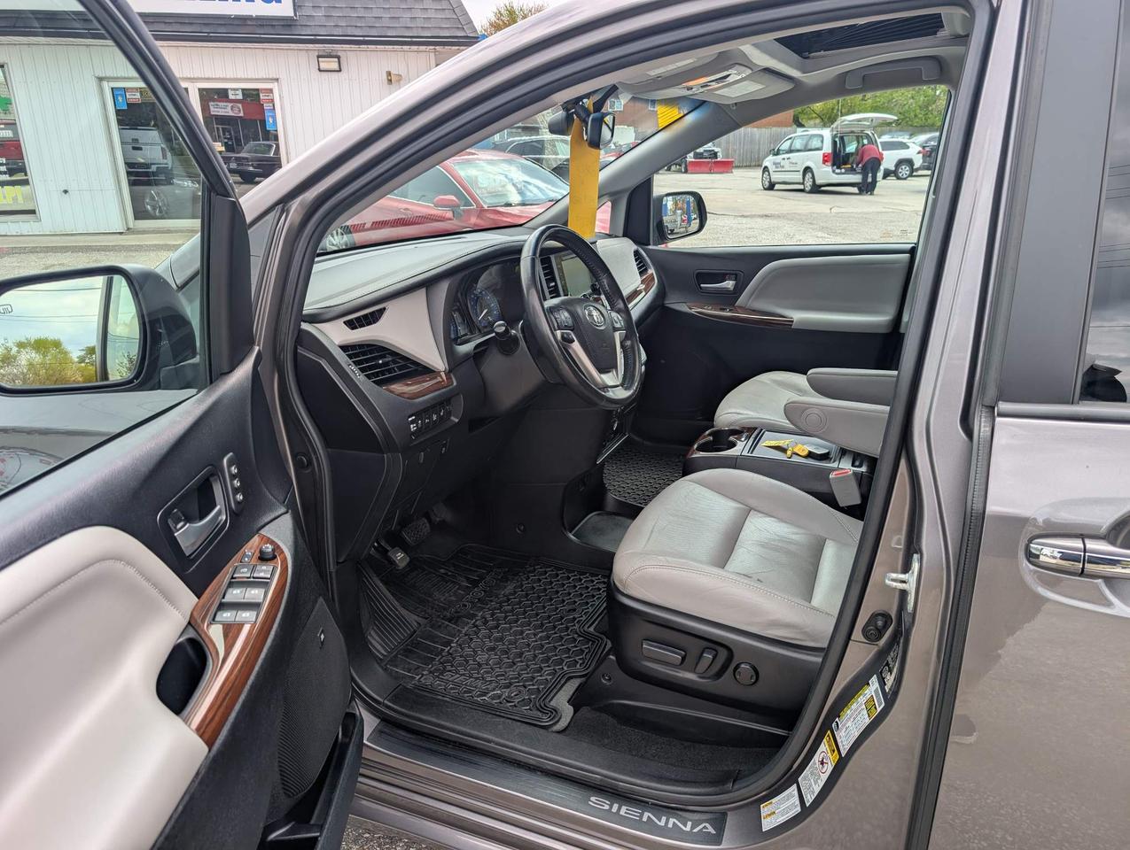 2017 Toyota Sienna XLE 7 Passenger 4dr All-wheel Drive Passenger Van Photo