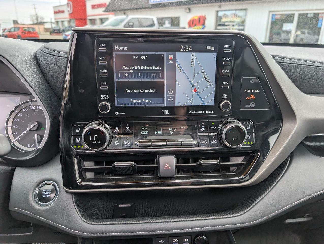 2022 Toyota Highlander Limited 4dr All-Wheel Drive Photo