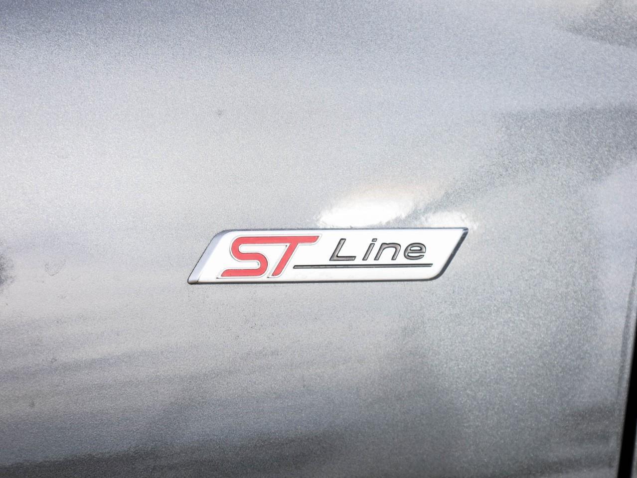 2025 Ford Escape ST-Line Elite 4dr All-Wheel Drive Photo
